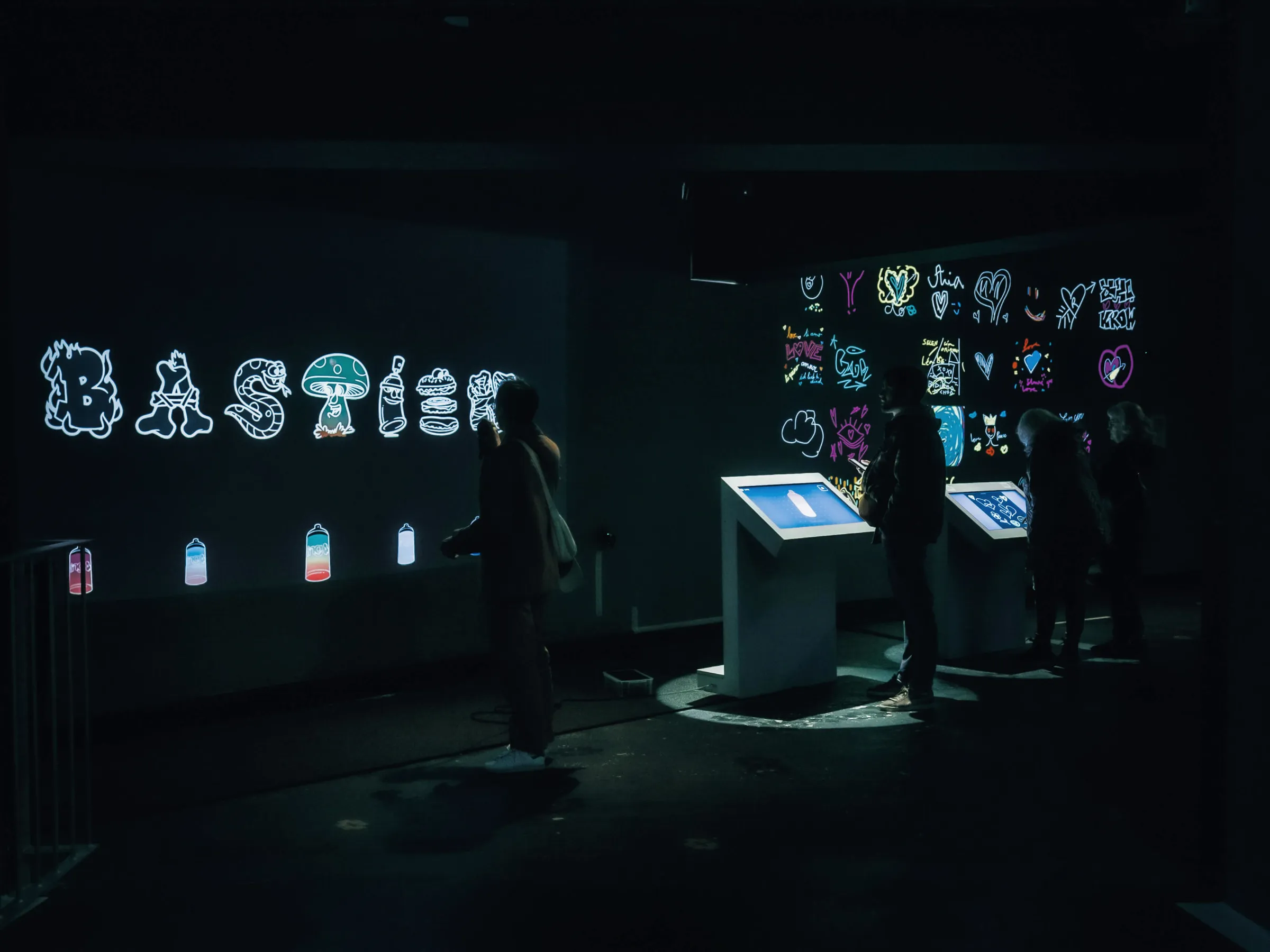 Virtual Graffiti — Loading (Grand Palais Immersif)